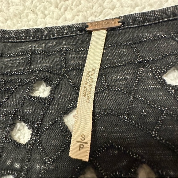 Free People Luna Long Sleeve Henley Shirt Boho Cut-Out Top Distressed Black Gray - Picture 9 of 14